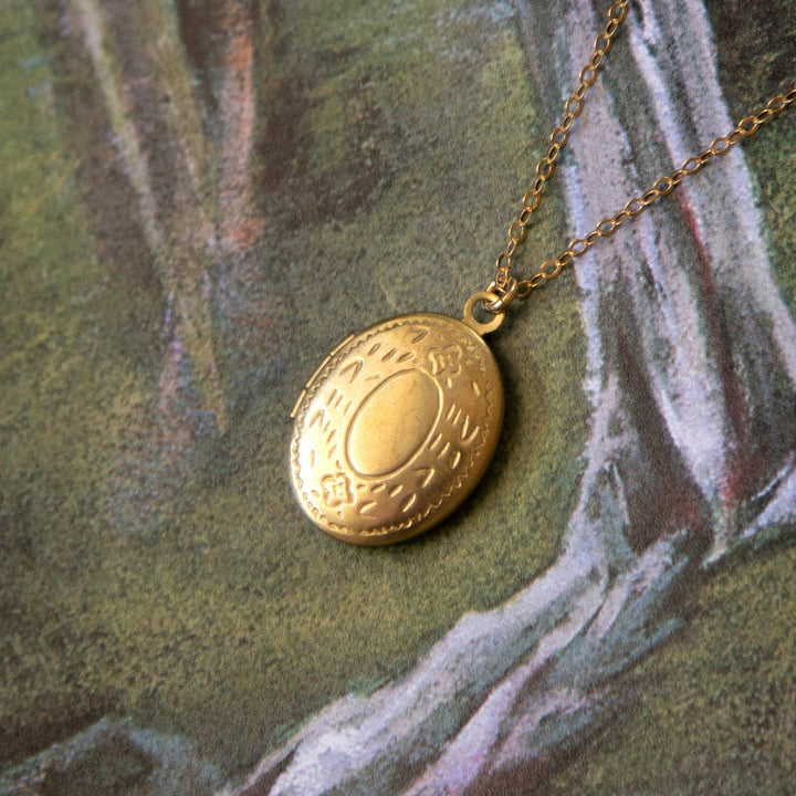 Vintage Medium Oval Locket Necklace