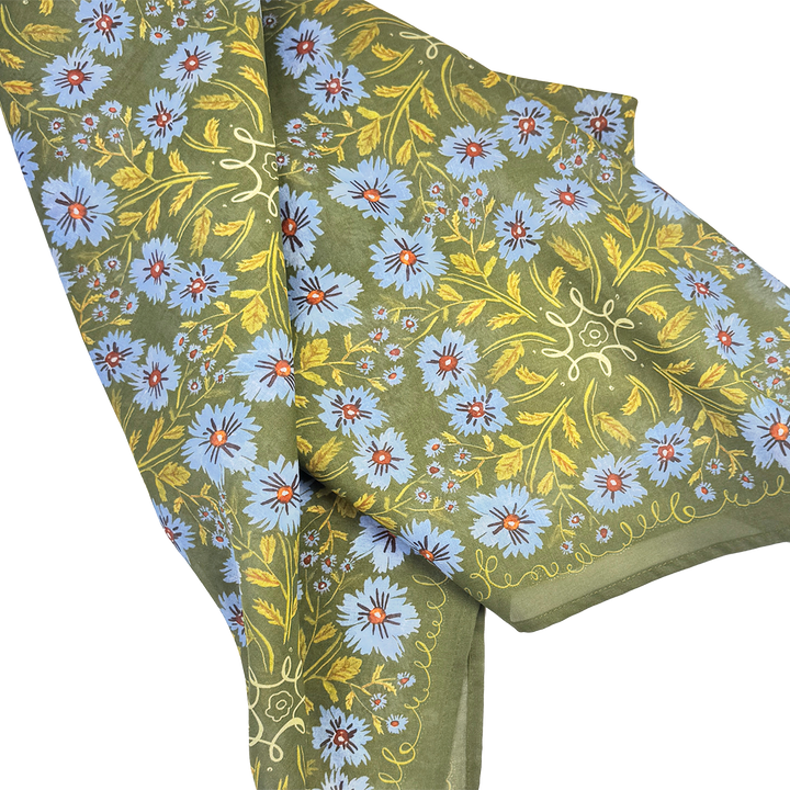 34" Clara Bandana
