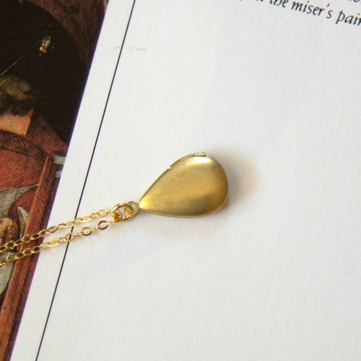 Vintage Small Teardrop Locket Necklace
