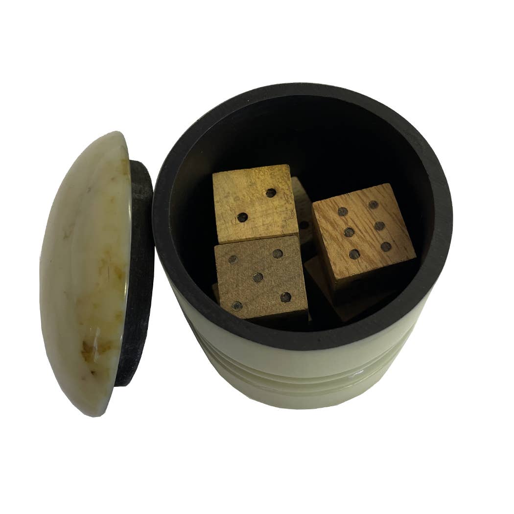 Farkle Dice Game in Horn Resin Cup