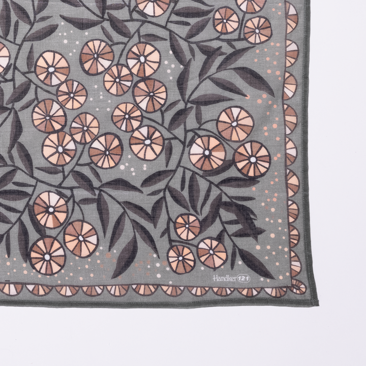 34" Eleanor Bandana