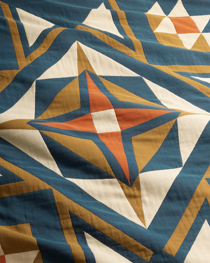Quilted Star Matelassé Coverlet - Indigo Star