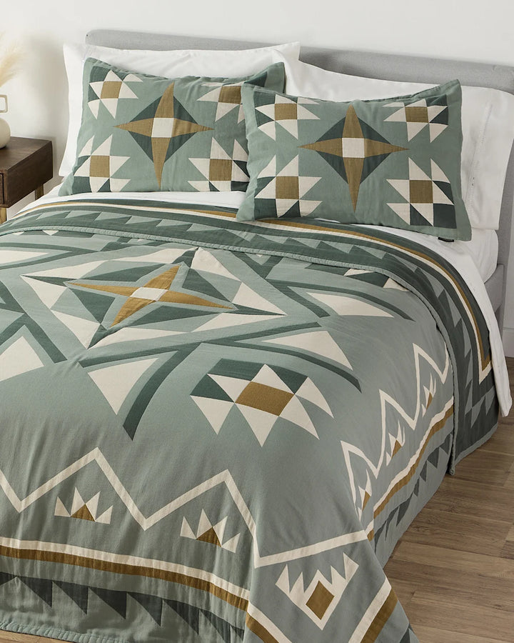 Quilted Star Matelassé Coverlet - Shale