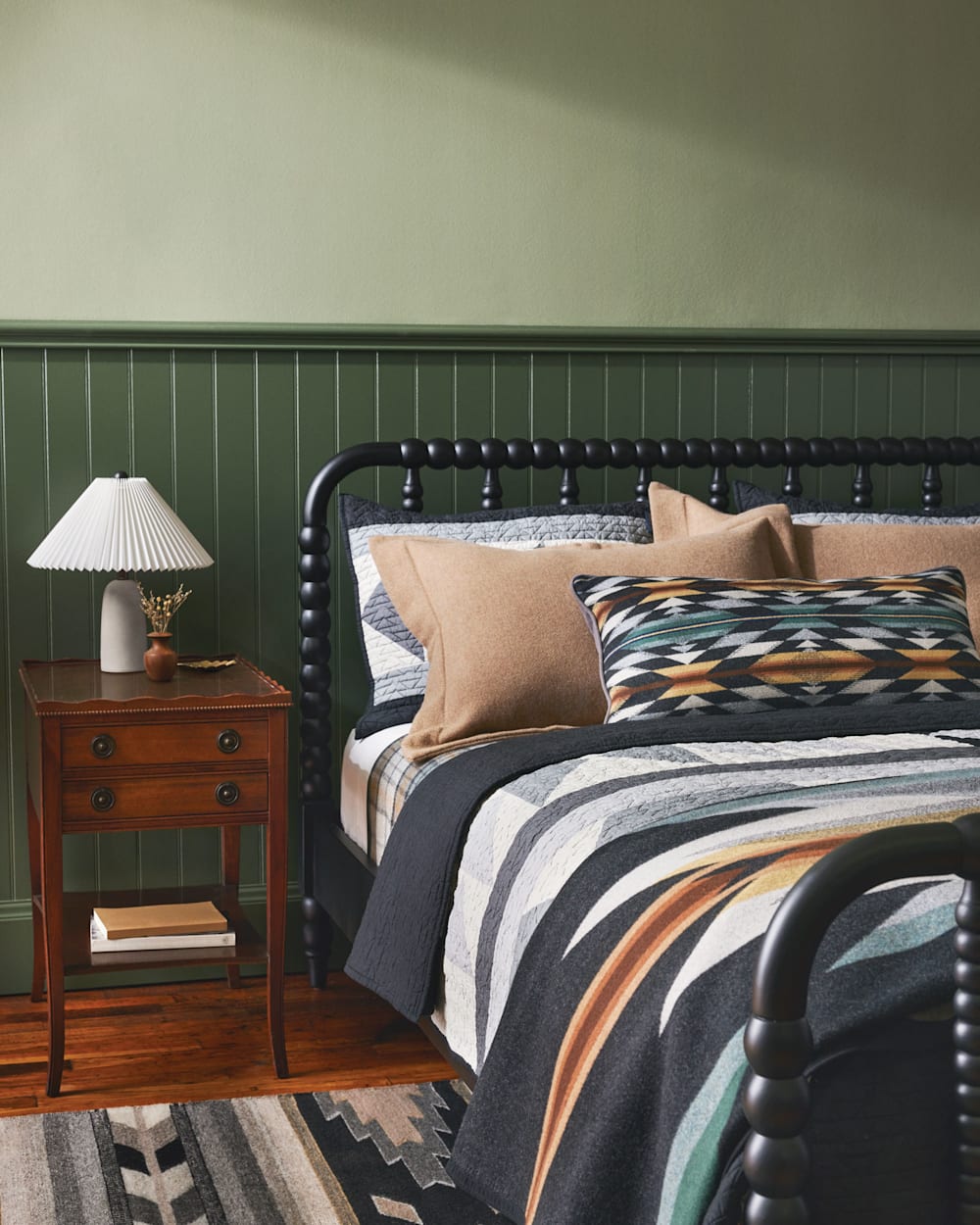 Pendleton  Oxford Wyeth Trail Blanket - Queen or King