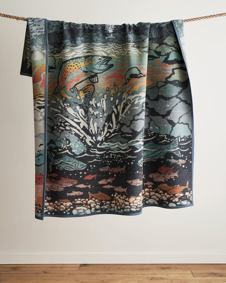 Pendleton Jaquered Napped Throw - Salmon Falls