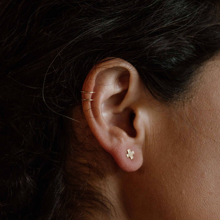 Minimalist x Studs - Sterling/Gold