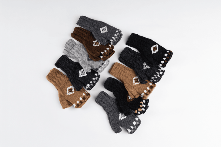 Handknit Alpaca Fingerless Gloves - BUNKHAUS