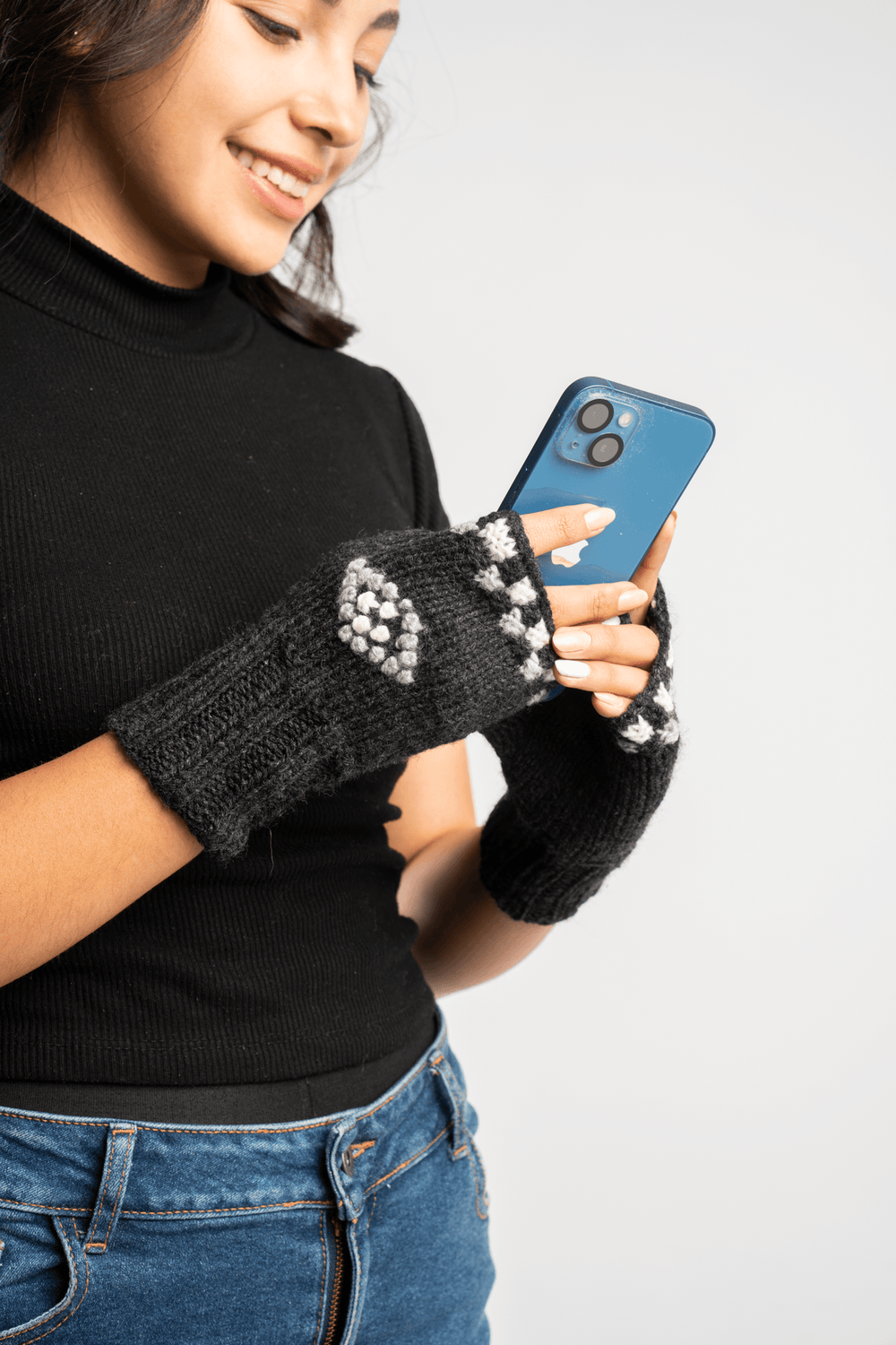 Handknit Alpaca Fingerless Gloves - BUNKHAUS