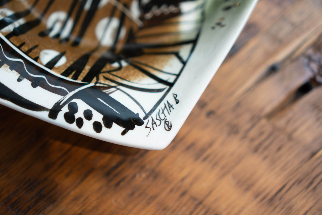 Sascha Brastoff Alaska Series Dish - Inuit - BUNKHAUS