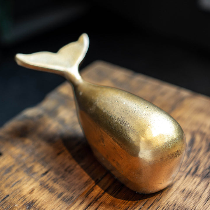 Golden whale - BUNKHAUS