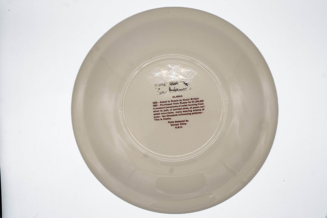 Vernon Kilns Vintage Plates - Husky - BUNKHAUS