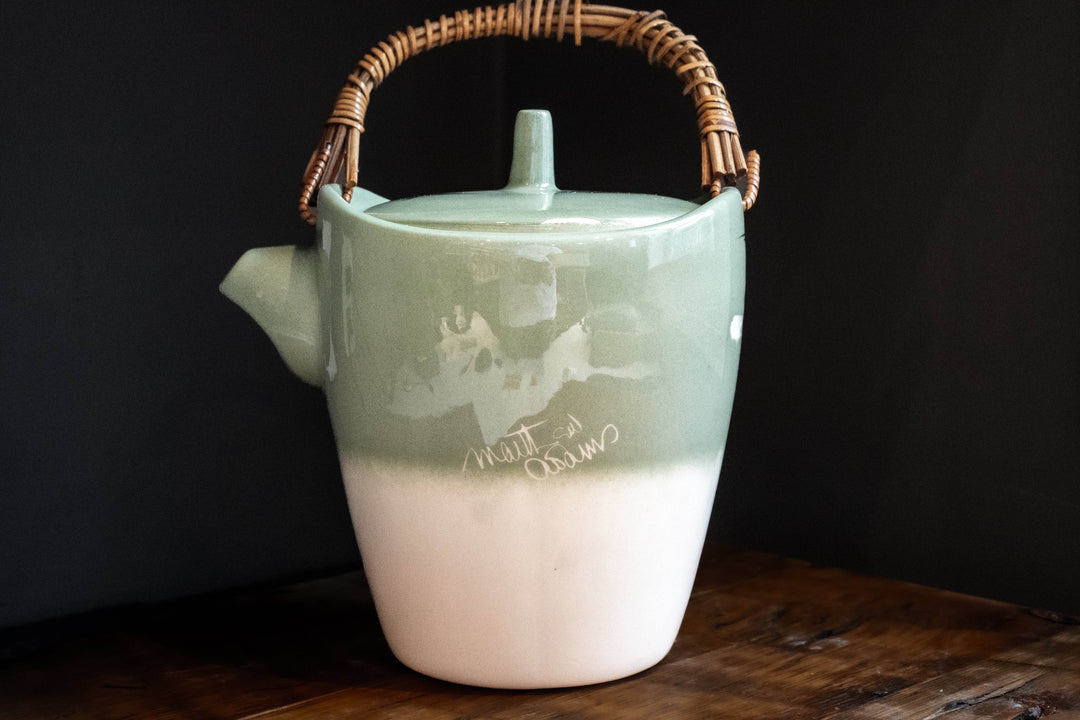 Matthew Adams Alaska Series Kettle - Polar Bear - BUNKHAUS