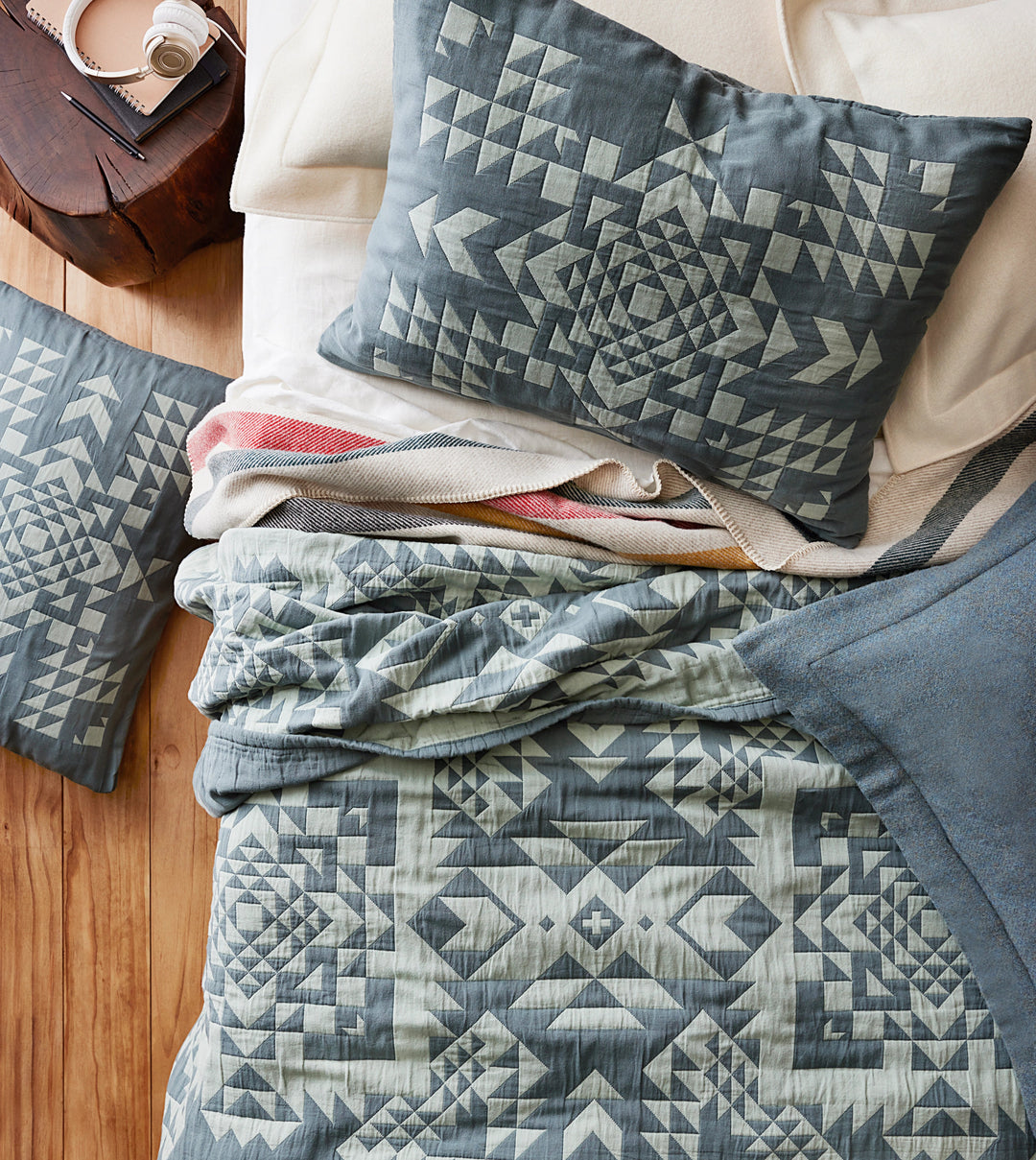 Pendleton Balsam Organic Cotton Matelassé Coverlet