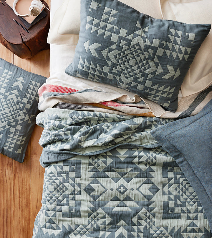 Pendleton Balsam Organic Cotton Matelassé Coverlet