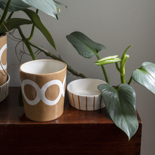 Colburn Pot with Saucer - S