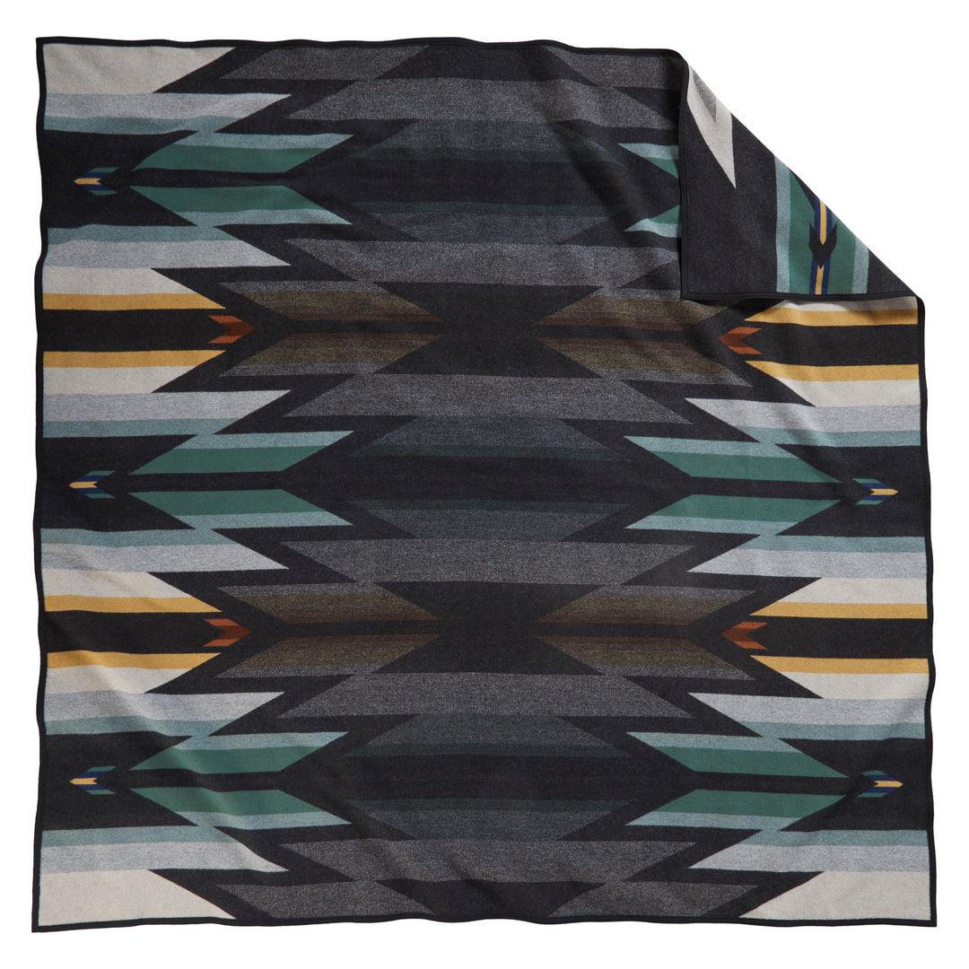 Pendleton  Oxford Wyeth Trail Blanket - Queen or King