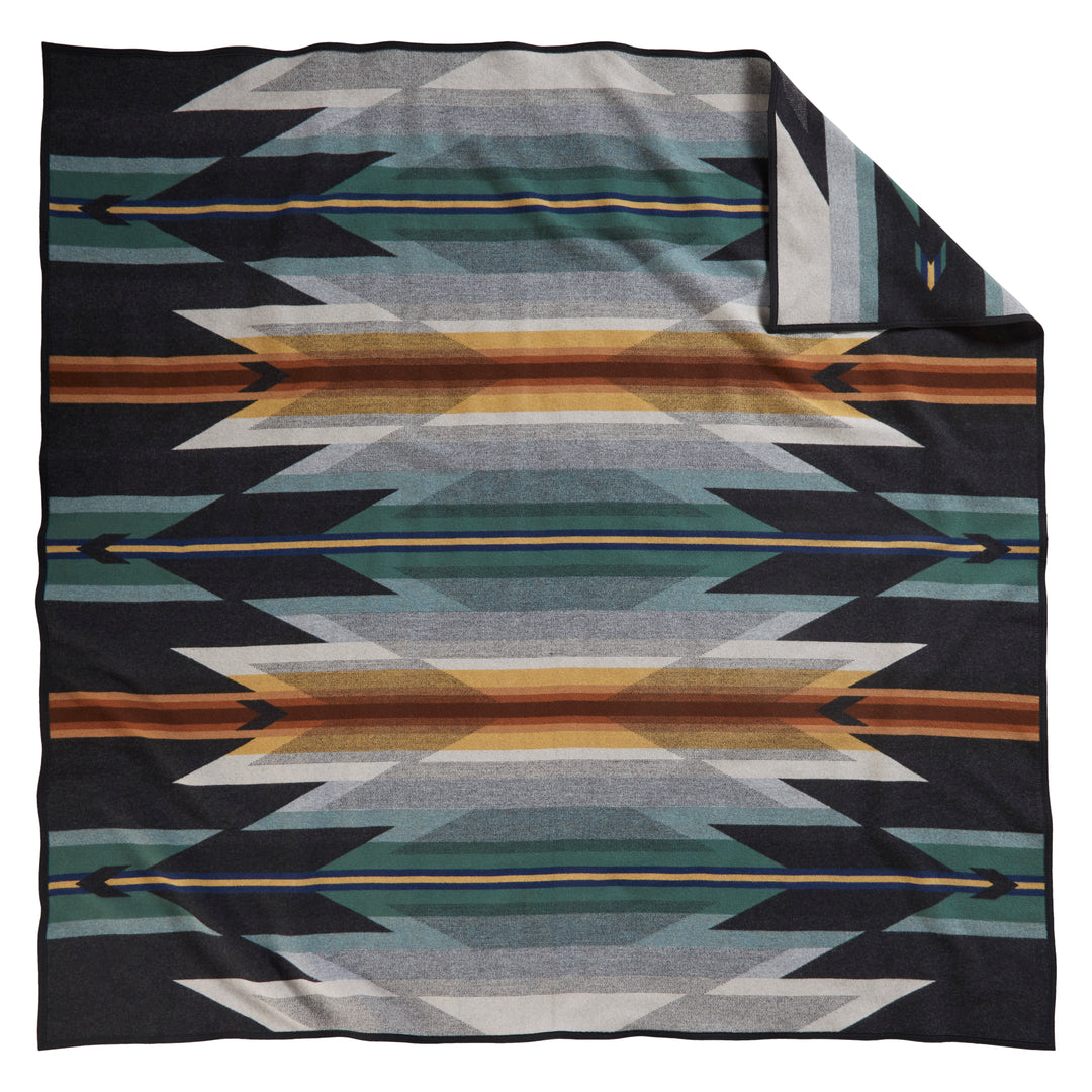 Pendleton  Oxford Wyeth Trail Blanket - Queen or King