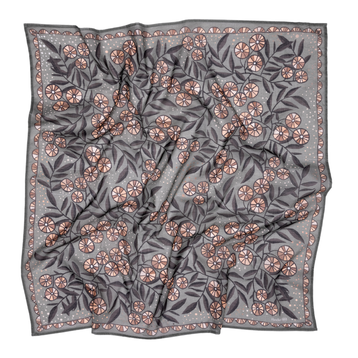 34" Eleanor Bandana