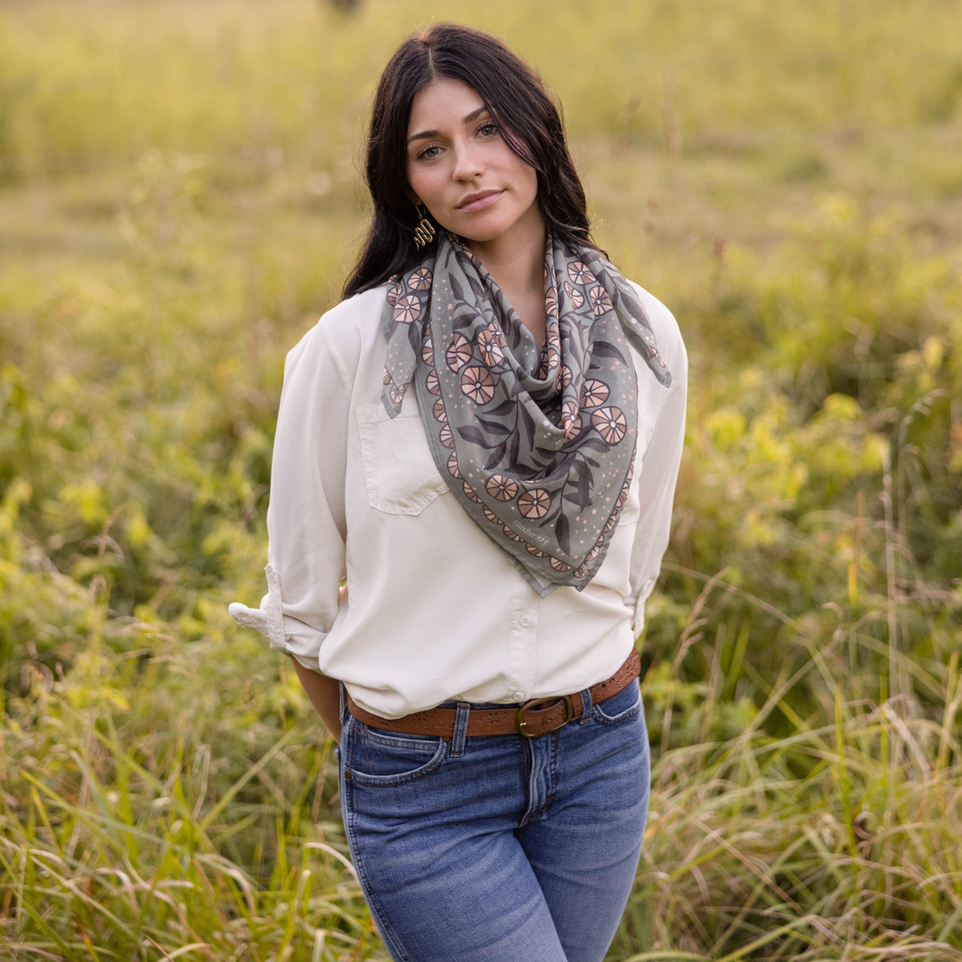 34" Eleanor Bandana